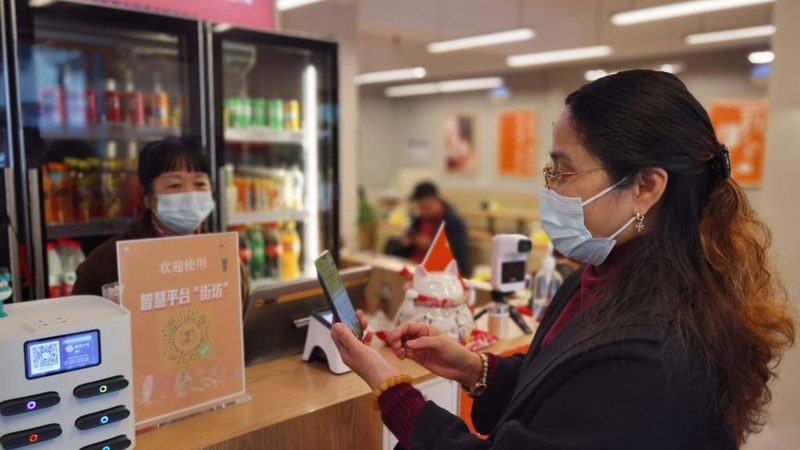 住家保姆与白班保姆：优缺点全面解析